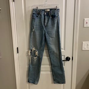 Abercrombie & Fitch High Waisted Distressed Jeans